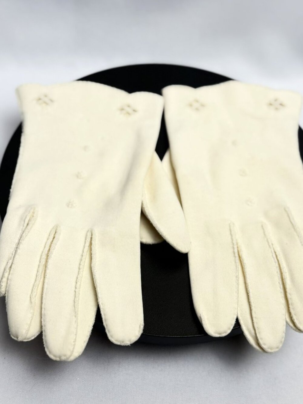 Vintage 1950s White Cotton Dress Gloves Formal Church Mid Century Cream S/M